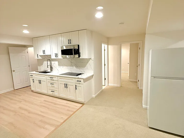7412 Pensacola Pl — Photo 1