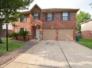 4524 Stonebridge Dr, Pearland, TX 77584