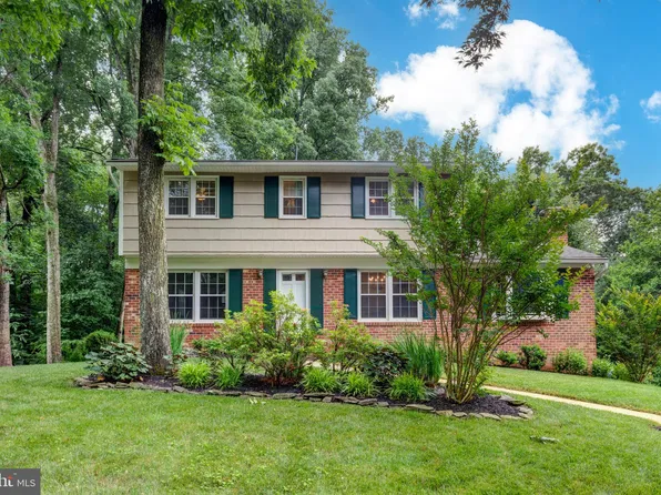 1507 Woodridge Ln, Sykesville, MD 21784