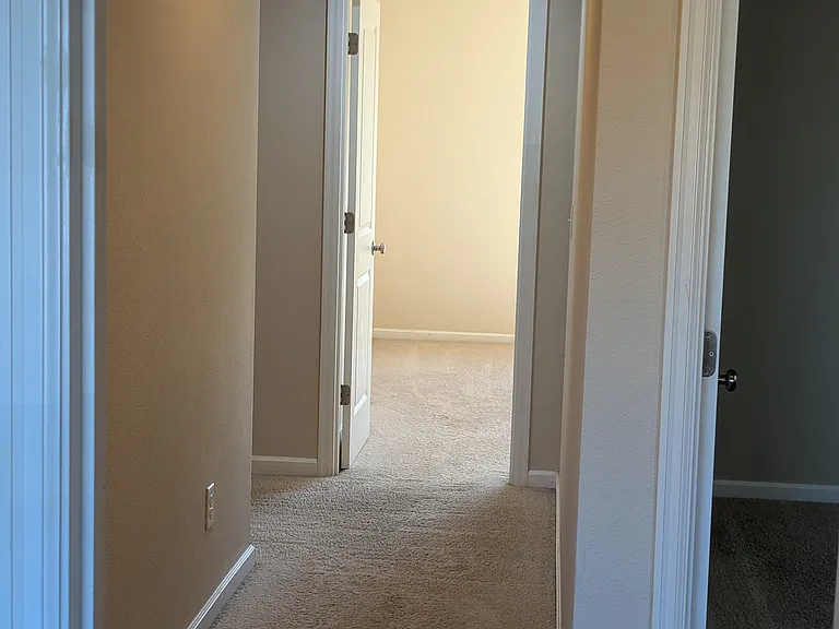 11810 NE 128th Pl — Photo 36