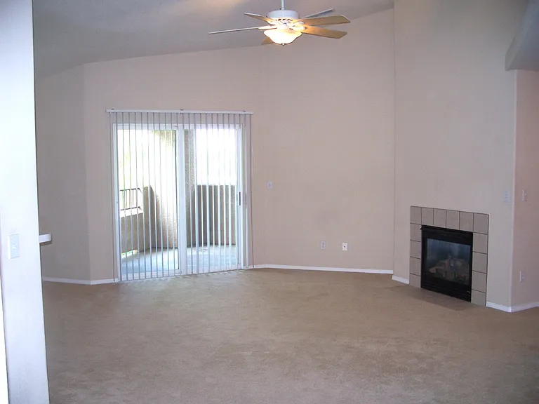 3732 Riviera Grv #202 — Photo 3