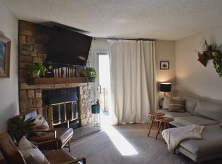 8914 W Dartmouth Pl, Lakewood, CO 80227