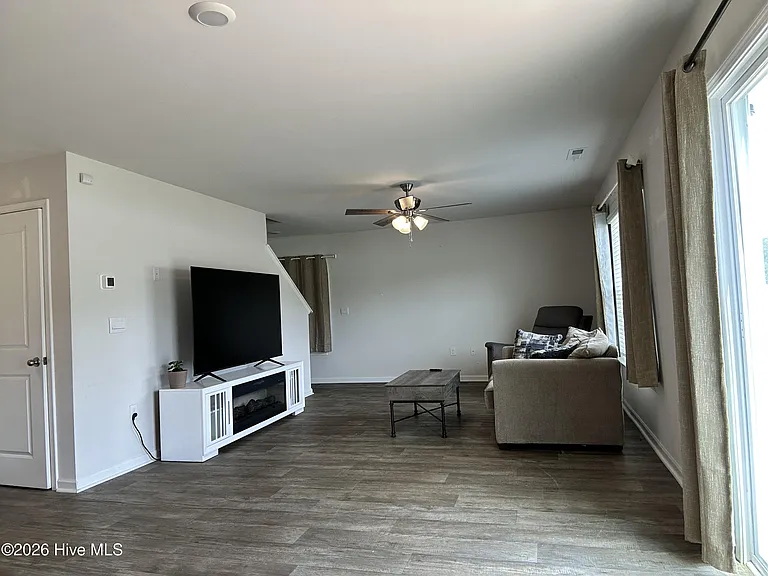 5459 Carolines Way — Photo 15