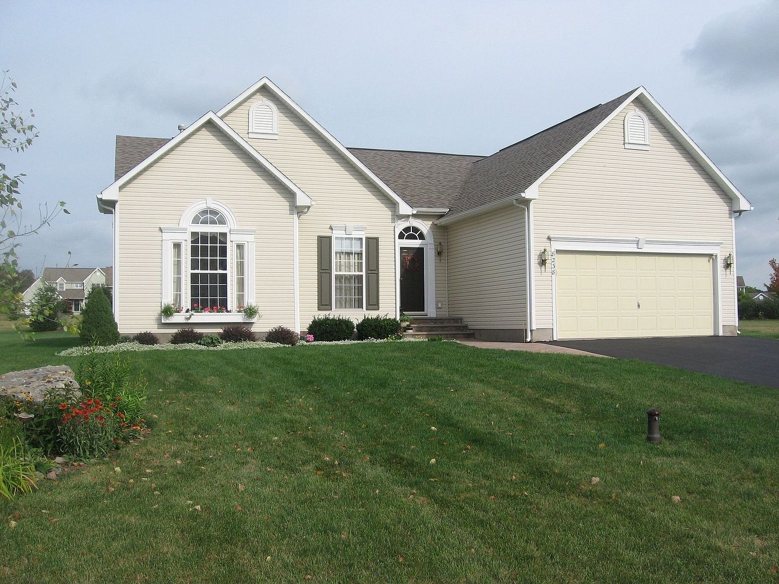 8238 Turnstone Dr, Manlius, NY 13104 Zillow