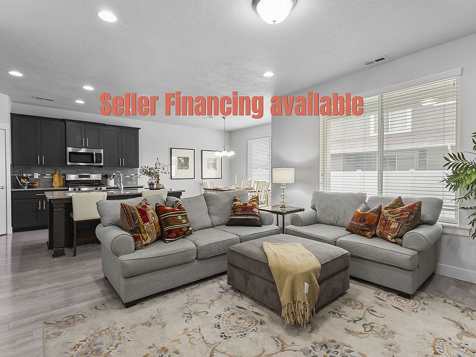 1st image of 324 S 600 W