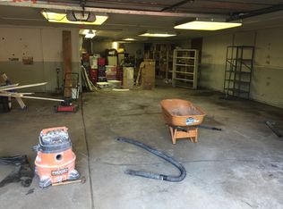 704 W Woodside Ave, Madison Heights, MI 48071
