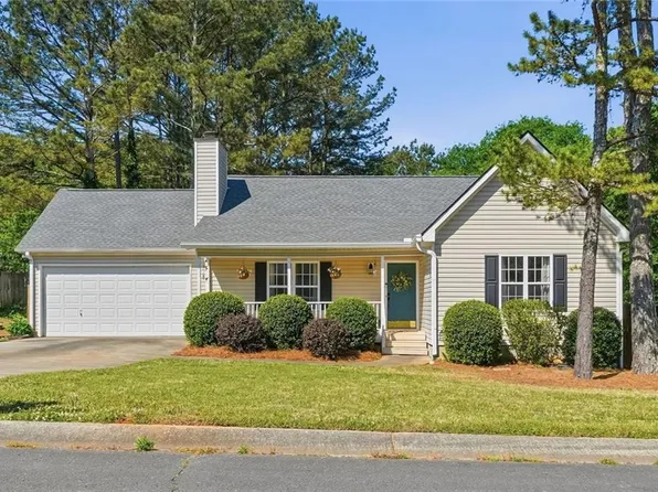 53 Kingston Pointe Dr, Kingston, GA 30145