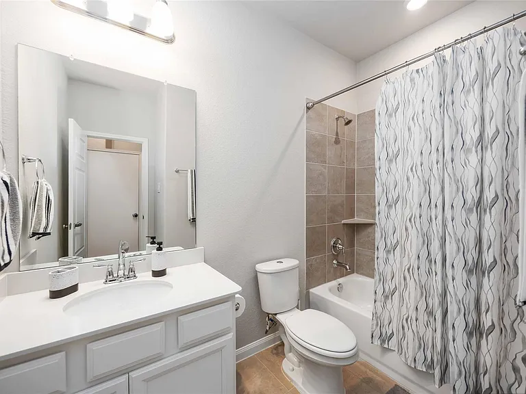 7047 Silverleaf Oak St — Photo 13