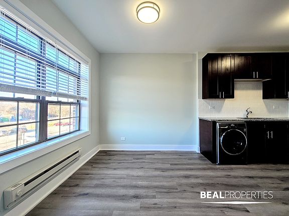 5th image of 725 Saint Johns Ave #11