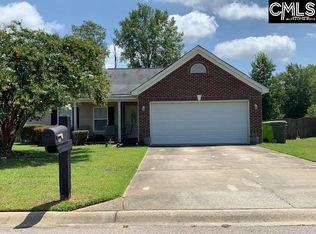 412 Hunters Crossing Dr, Hopkins, SC 29061