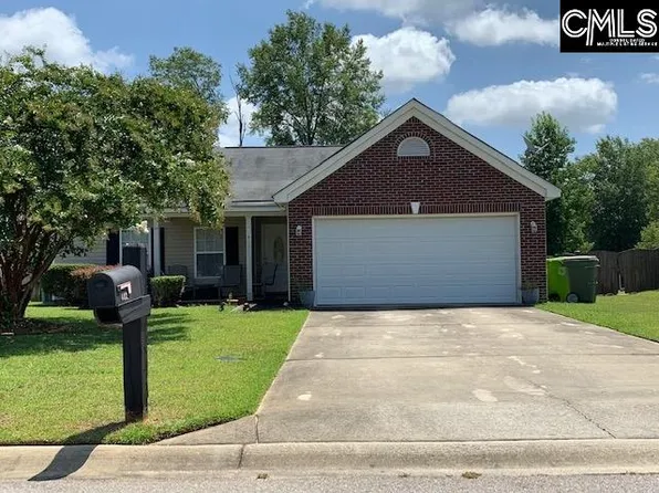 412 Hunters Crossing Dr, Hopkins, SC 29061