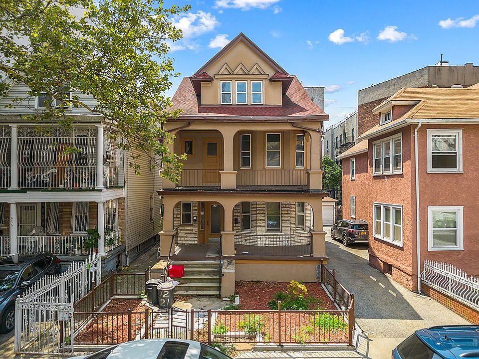 1st image of 672 E 21st St