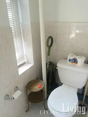 Rented by Living New York | media 42