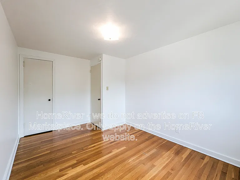 383 Broadmoor Ave — Photo 9