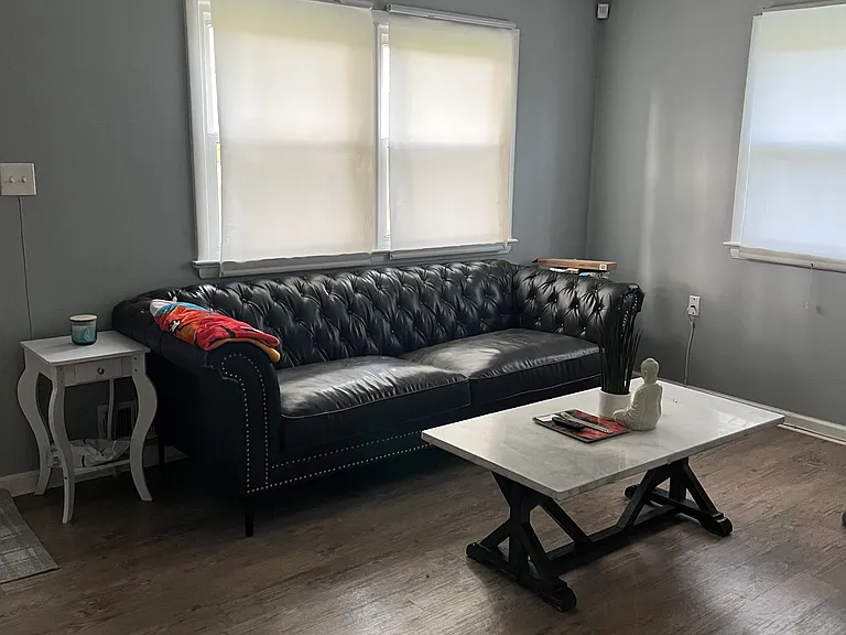 5711 Rollins Ln — Photo 12
