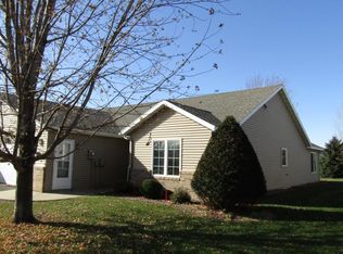 6145 S Pointe Dr SW, Rochester, MN 55902