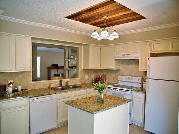 5th image of 3915 Mountain Rose Ln