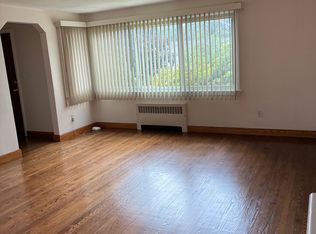 197 Carter Ln, Plantsville, CT 06489