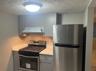 38 Country Place Ct, Alpharetta, GA 30005