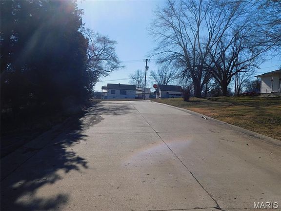 5th image of 1409 N 4th St