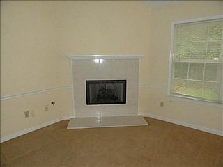 3rd image of 3445 Broadway St