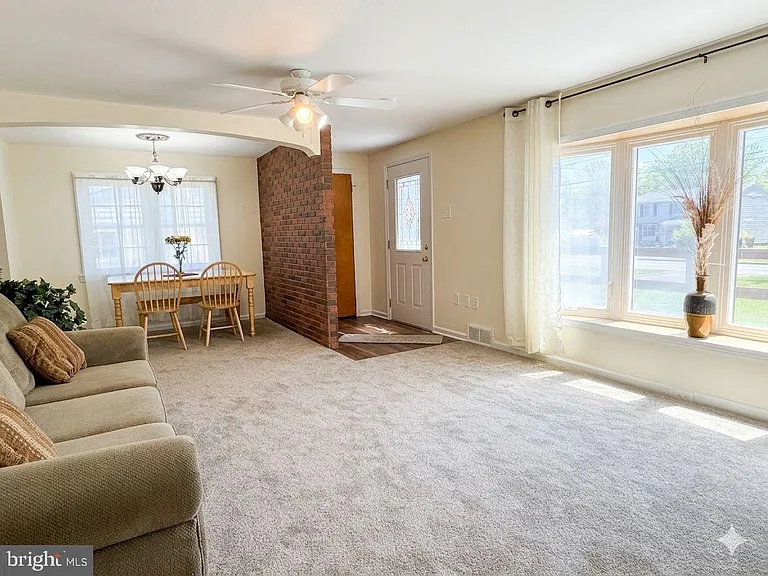3730 Knights Rd — Photo 6