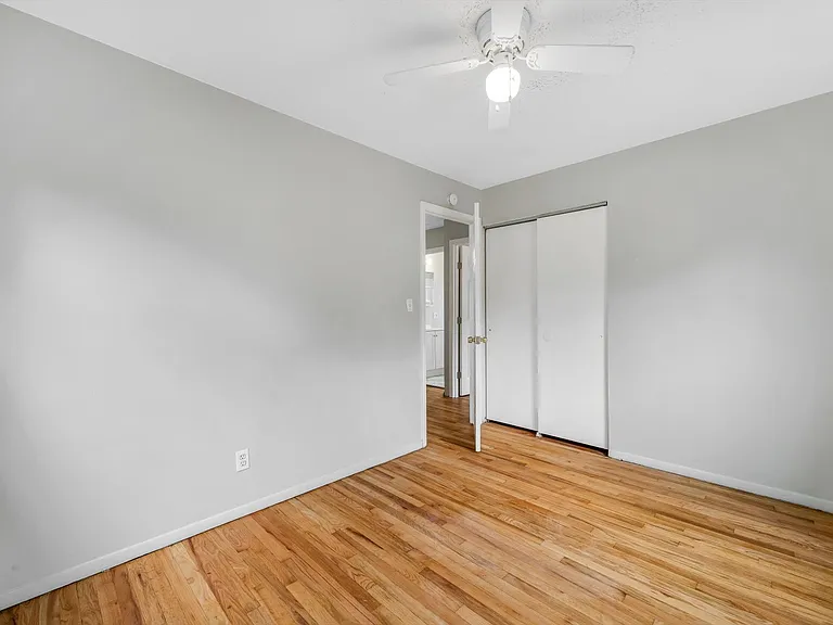 1209 Congress Ave — Photo 23