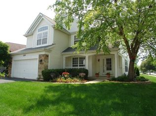 1269 Pennsbury Ln, Aurora, IL 60502