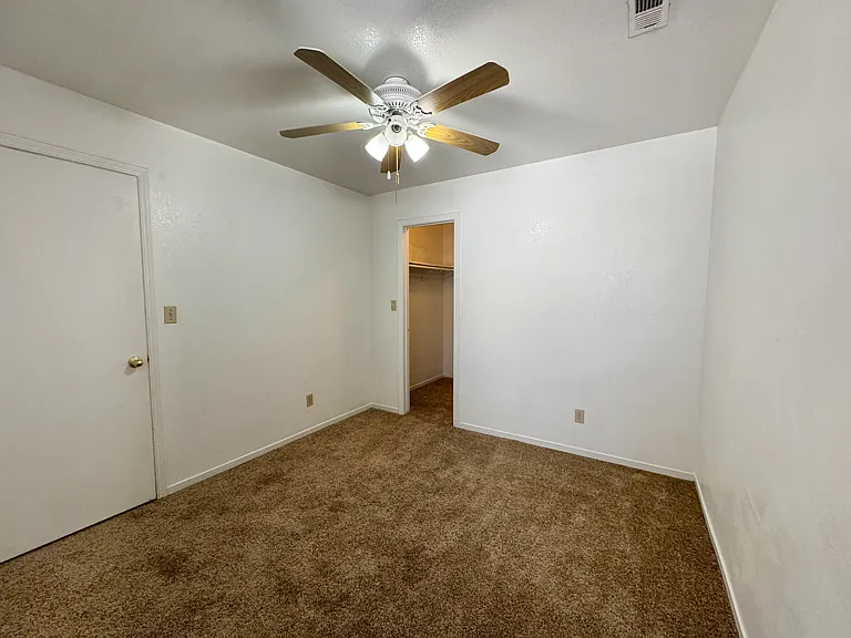 2101 E Pinedale Ave — Photo 12