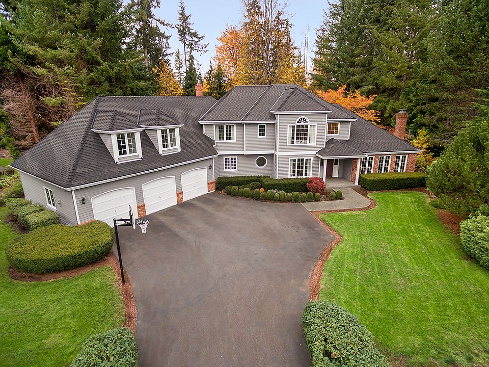 1st image of 18440 NE 199th St