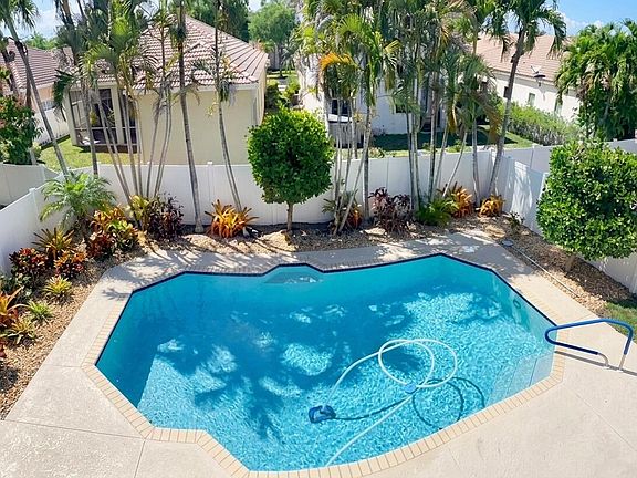 2nd image of 668 Willow Bend Road