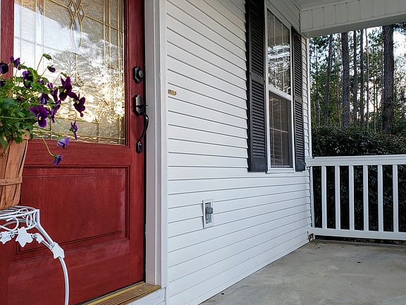 3rd image of 250 Graystone Pointe Dr