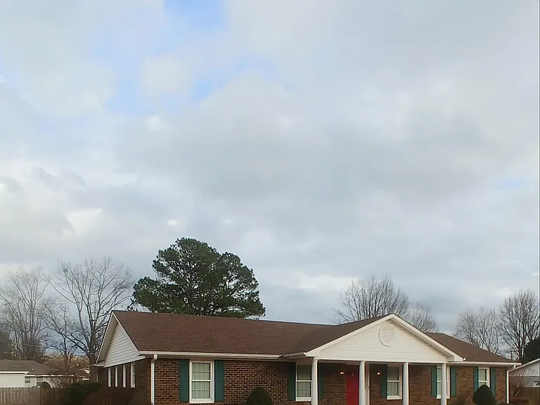 3618 Lipscomb Dr — Photo 1