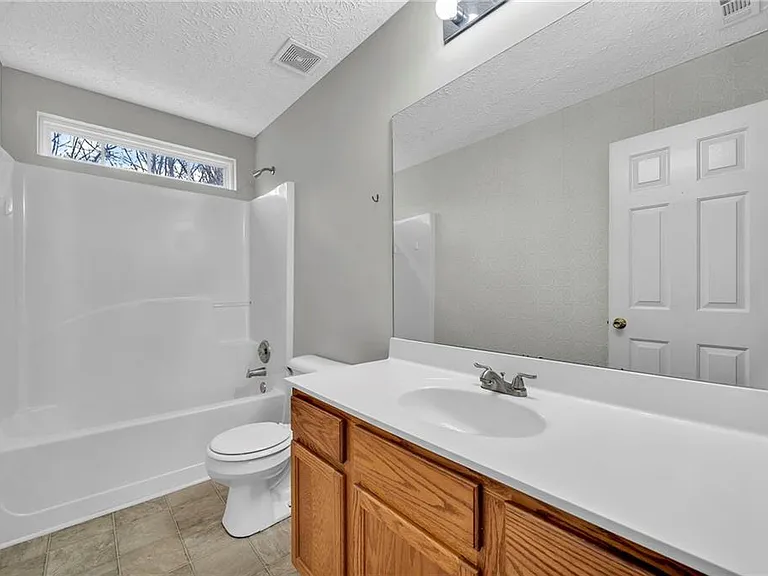 225 Osmanthus Way — Photo 19
