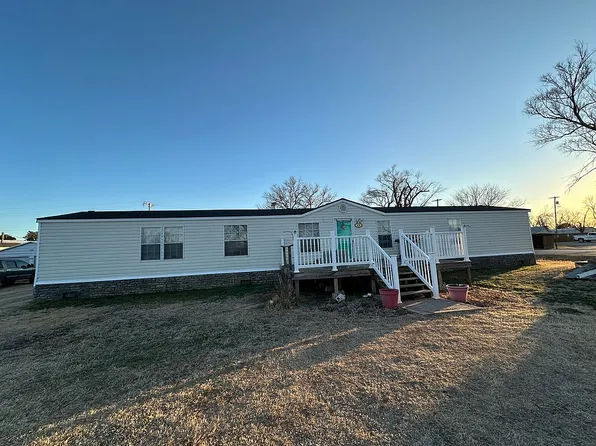 629 W Broadway St, Pond Creek, OK 73766