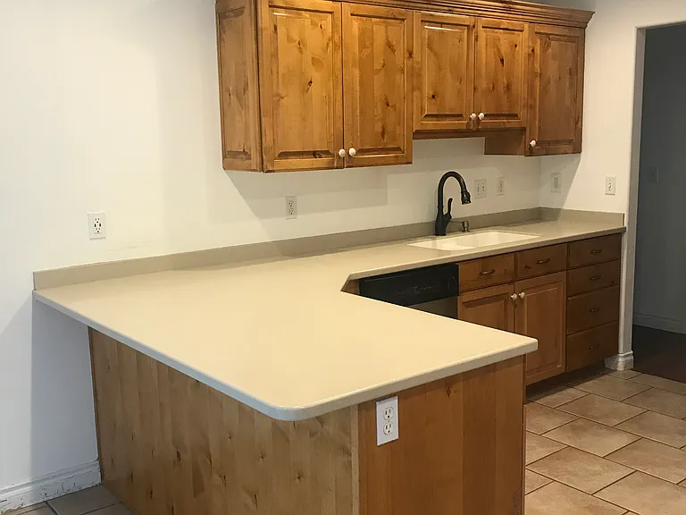 635 S Teresa St — Photo 3