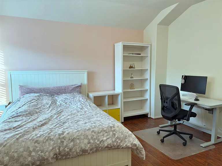 403 Green Stone Ct — Photo 12