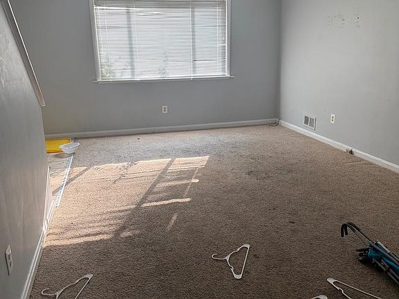 4th image of 5310 Deal Dr