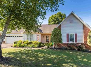 545 Wilkes Cv, Collierville, TN 38017