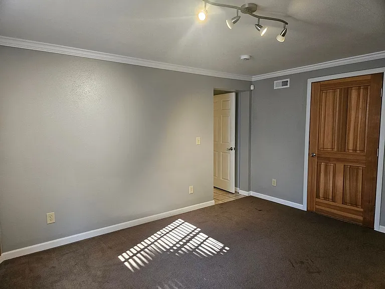 4325 King Ave — Photo 23
