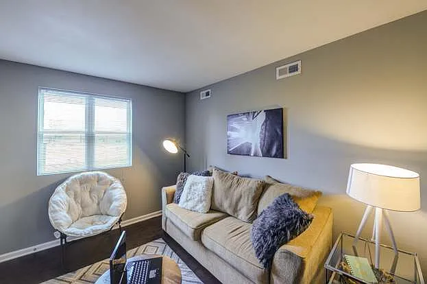 1837 Grayland Ave #B — Photo 9