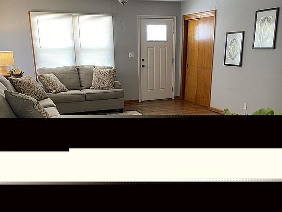 4th image of 514 Powell Ave