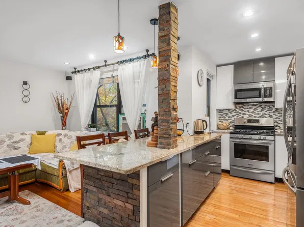62-19 53rd Ave APT 3P, Queens, NY 11378