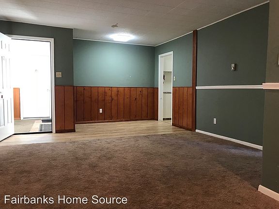 4th image of 230 Farewell Ave