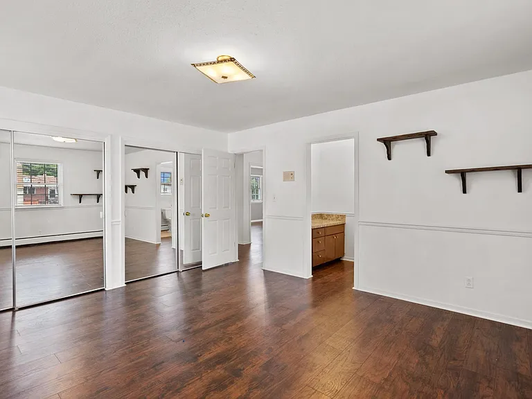 905 W 6th Ave — Photo 31