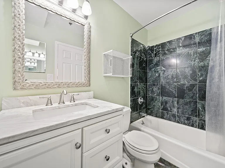 79 Grand St #4B — Photo 13