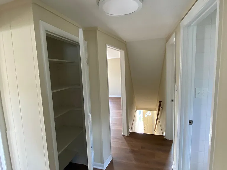 115 Mantua Blvd #B — Photo 6