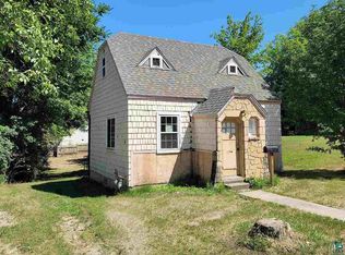 114 1st Ave SE, Aitkin, MN 56431