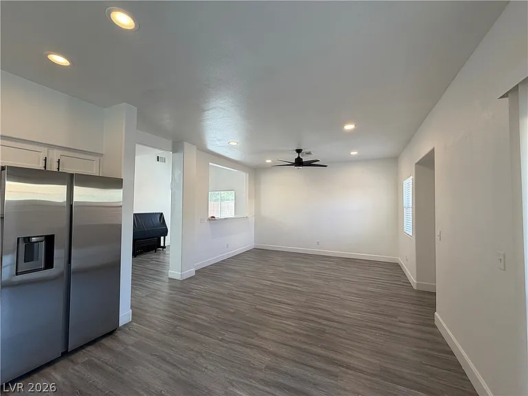 2456 Sheltered Meadows Ln — Photo 7
