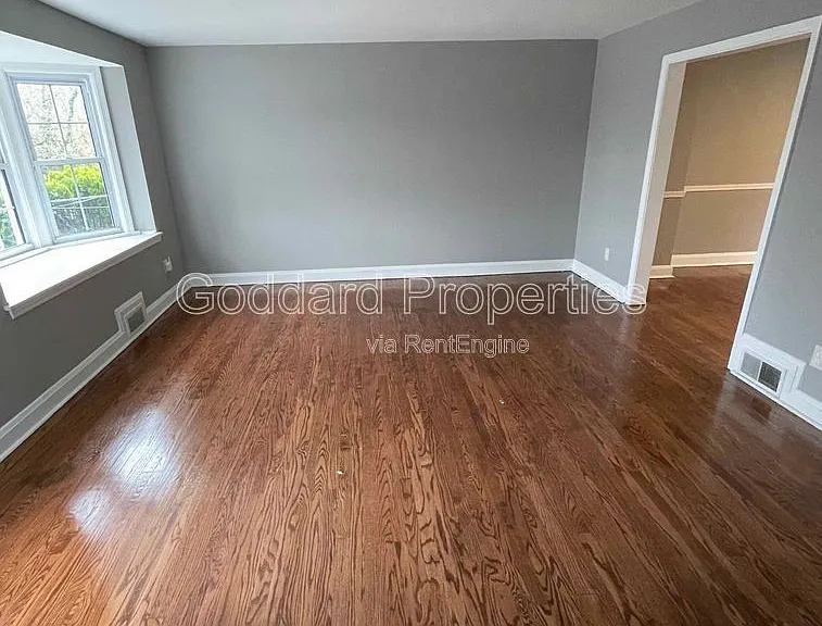5916 Northwood Dr — Photo 3